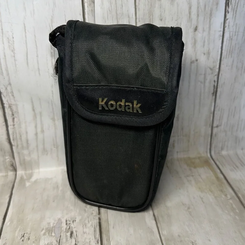 Kodak‎ Star 935 Point & Shoot 35mm Film Camera Pop-Up Flash Case